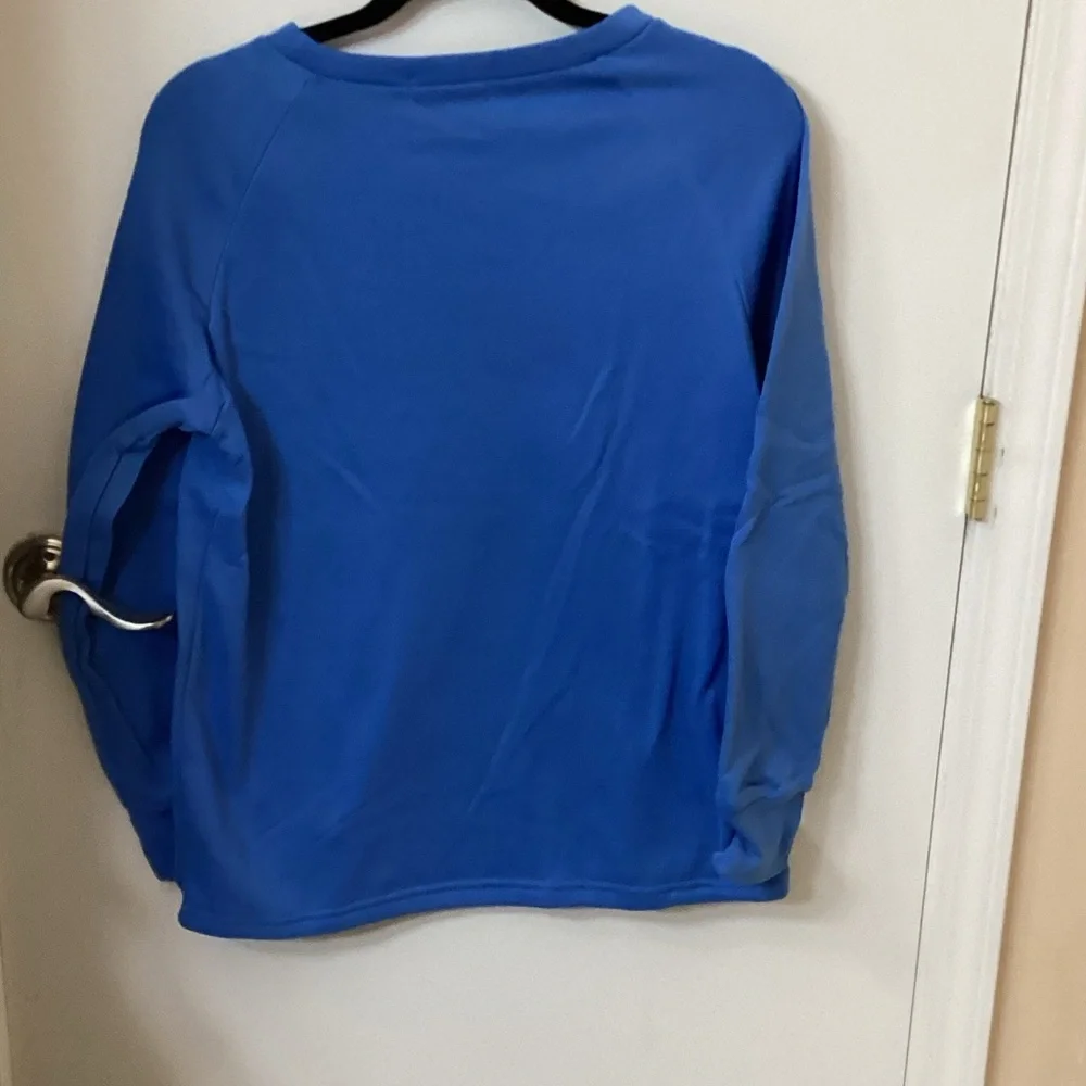 Blue Daisy Graphic Sweatshirt - Picture 2 of 5